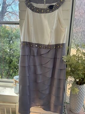 Adrianna Papell Cream and Gray Beaded Tiered Midi Dress